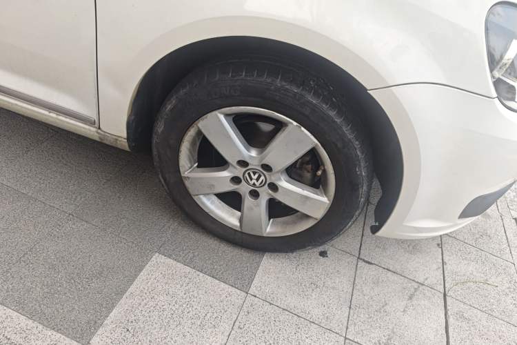 Used Volkswagen Touran 2013 1.4T DSG Comfort Edition 5-Seater Right Front Wheel Hub