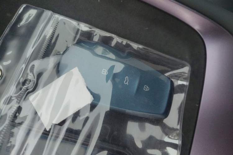 Used Nissan N6 2026 Model 180 Max
