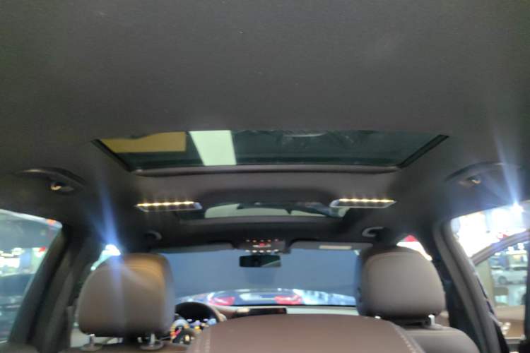 Used Mercedes-Benz GLC 2020 GLC 260 L 4MATIC Luxury Model
