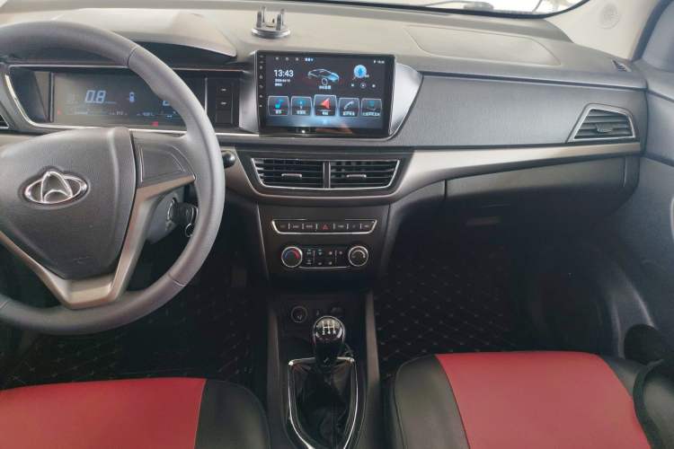 Used CHANGAN KAICHENG Oushang A600 2017 1.5L Manual Standard Edition

