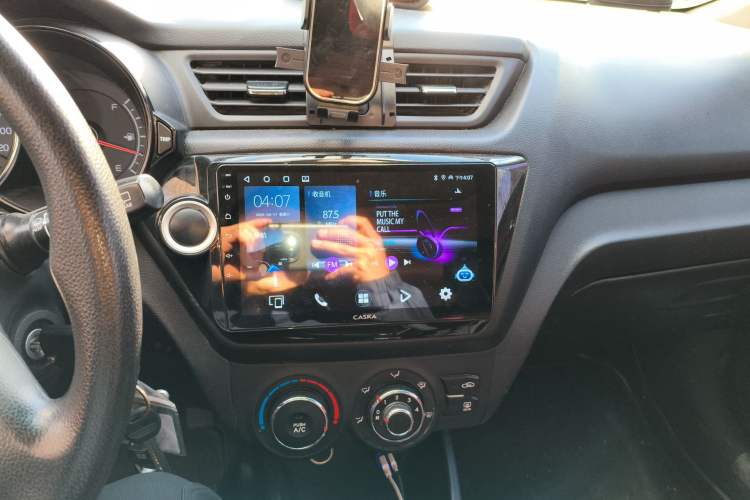 Used Kia K2 2012 Hatchback 1.4L MT Cool Edition Commemorative Model Audio And AC Panel