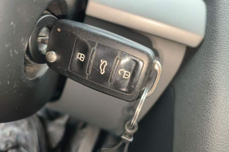 Used Skoda Octavia 2013 2.0L Automatic Yijie Edition Vehicle Key