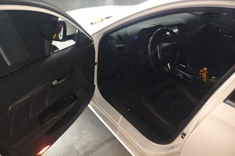 Used GAC Trumpchi GA6 2016 235T Manual Elite Edition
