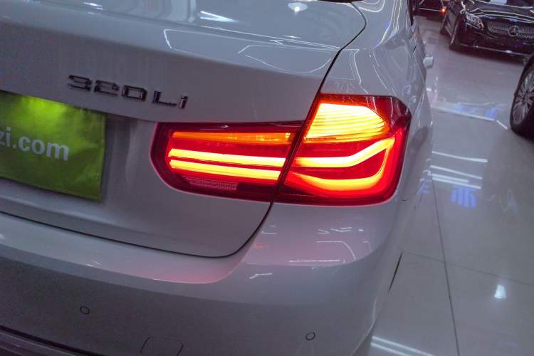 Used BMW 3 Series 2019 320Li Fashion Model
