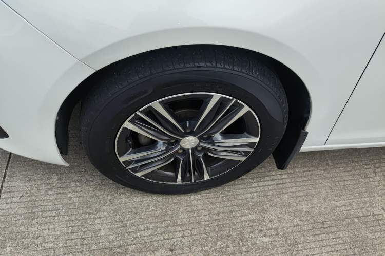 Used Peugeot 308 2019 1.6L Automatic Luxury Version China V Standard Exterior 2