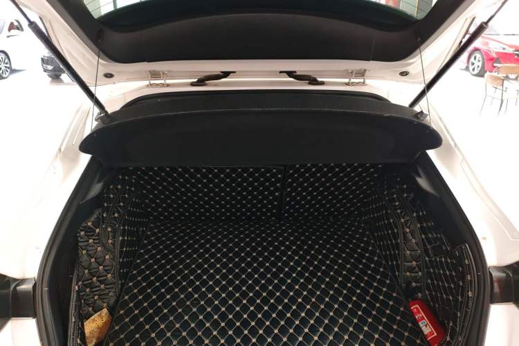 Used Mazda CX-4 2016 2.0L Automatic 2WD Blue Sky Dynamic Edition