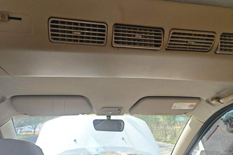 Used Wuling Hongguang 2014 1.2L Standard Model China IV
