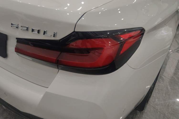 Used BMW 5 Series 2022 Restyled 525Li M Sport Package
