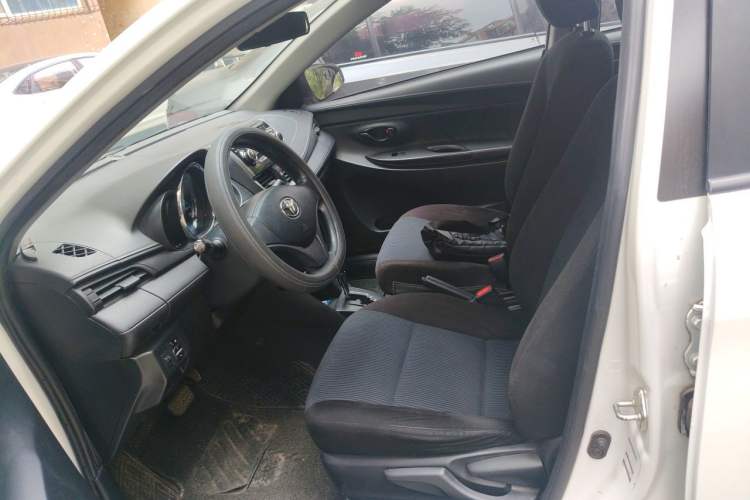 Used Toyota YARiS L Zhi Xuan 2016 Revised 1.5E CVT Charming Edition