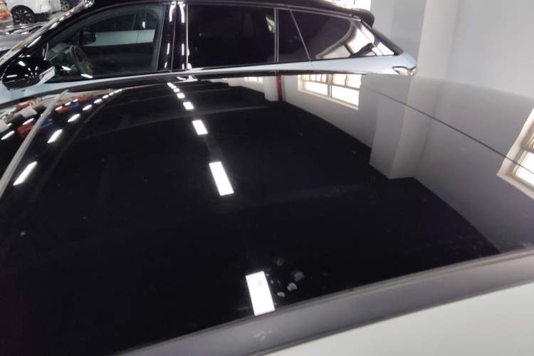 Used Mercedes-Benz EQE 2022 350 Pioneer Edition Roof