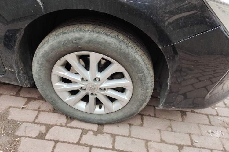 Used Toyota Camry 2016 2.0G 10th Anniversary Leading Edition
