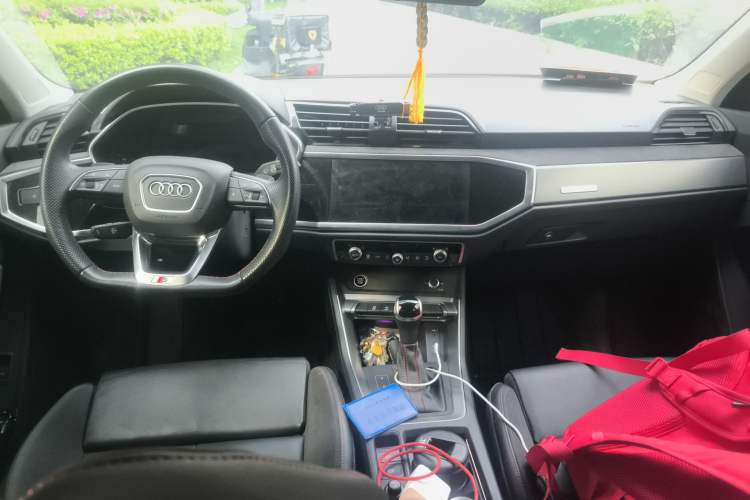 Used Audi Q3 Sportback 2023 40 TFSI RS Edition Performance Model Center Console