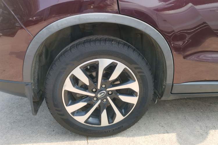 Used GAC Trumpchi GS4 2018 235T Automatic Two-Wheel Drive Elite Edition Right Rear Wheel Hub