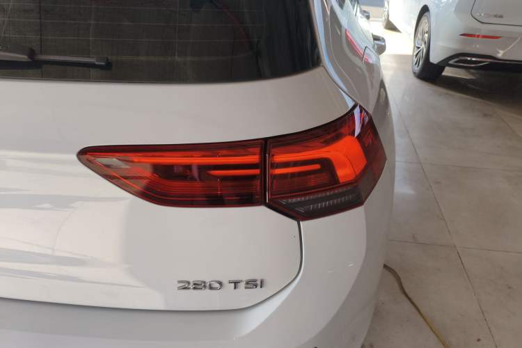 Used Volkswagen Golf 2023 Facelift 280TSI DSG Pro Right Rear Taillight