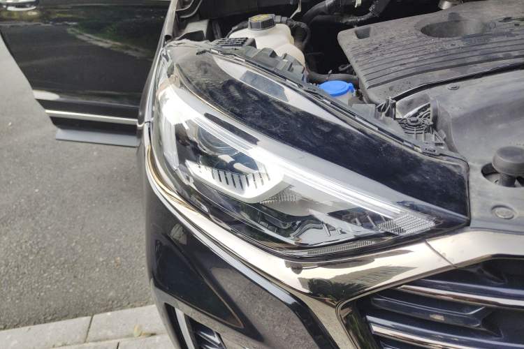 Used Ford Edge 2021 PLUS EcoBoost 245 Two-Wheel-Drive Titanium 7-Seater
