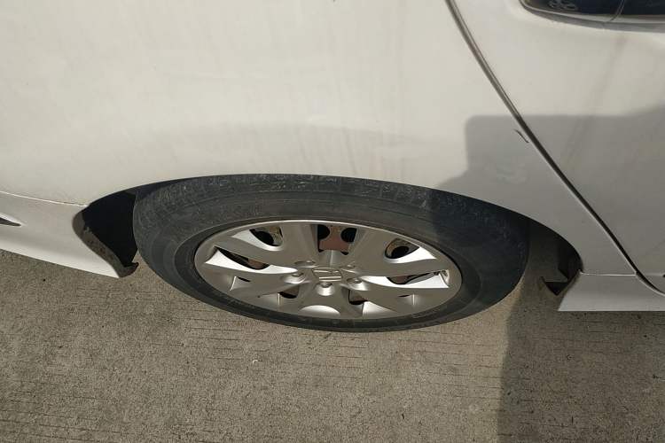 Used Honda Spirior 2015 2.0L Luxury Edition Right Rear Wheel Hub