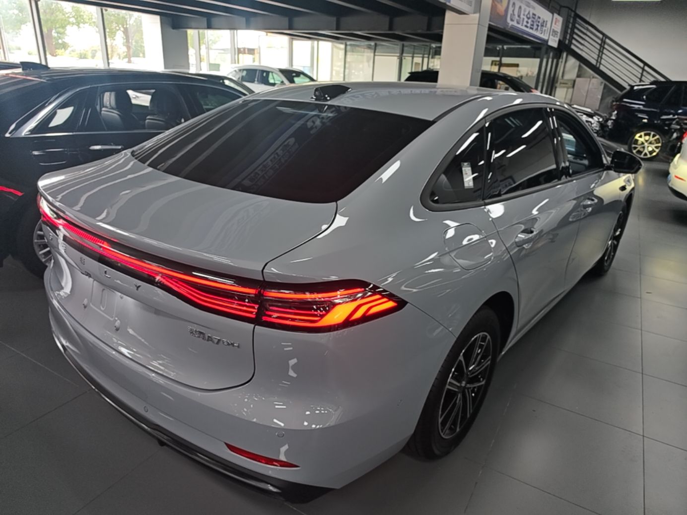 Geely Galaxy A7 2025 Model EM-i 70km Launch Edition — снимка 6