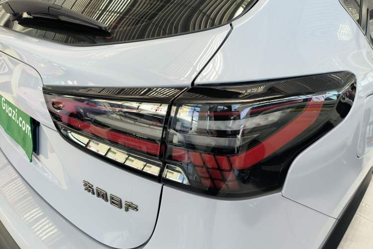 Used Nissan Qashqai 2025 Honor 2.0L CVT XV+ Leading Edition Right Rear Taillight