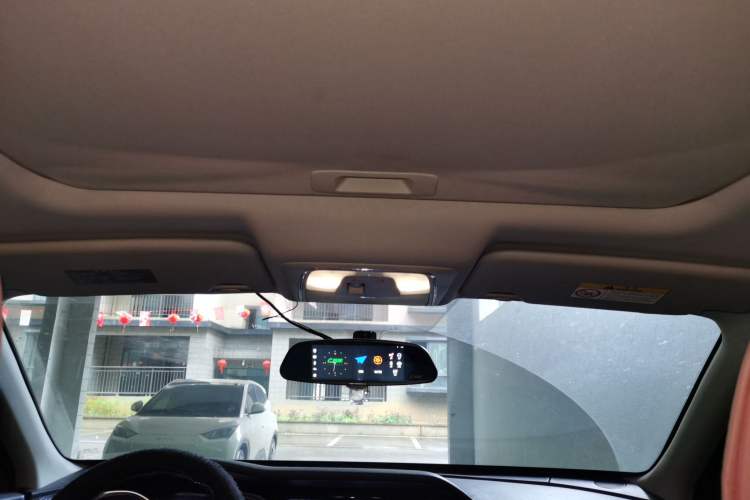 Used Venucia T90 2017 2.0L CVT Leading Edition