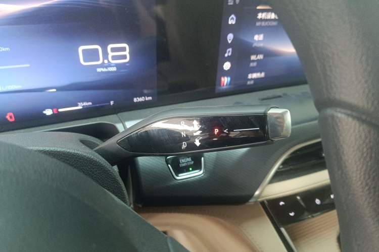 Used Buick GL8 2025 Model Land Cruiser Business Class Comfort DG Edition