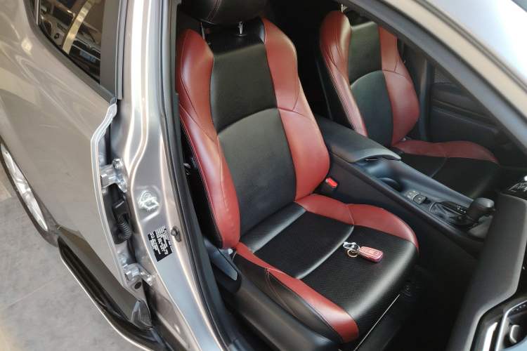 Used Toyota IZOA 2021 Dual-Motor 2.0L Yi Xing Edition