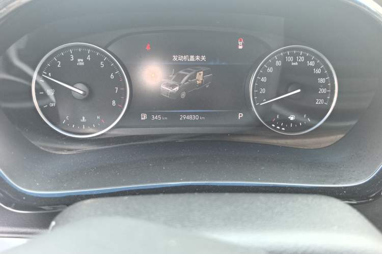 Used Buick GL8 2023 Land Executive Class Comfort Model
