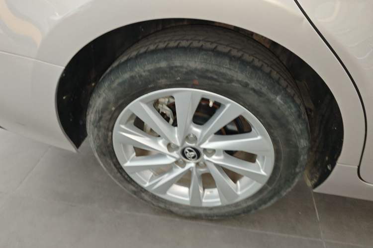 Used Toyota Camry 2021 2.0G Luxury Edition Exterior 3