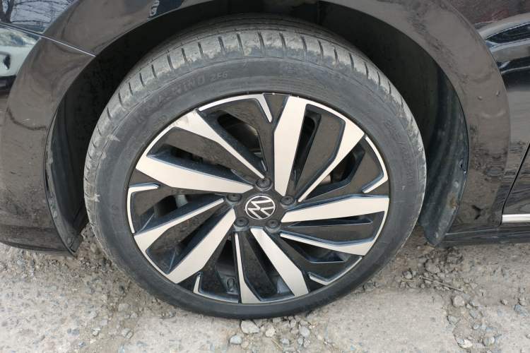 Used Volkswagen Passat 2023 Revised 330TSI Elite Edition