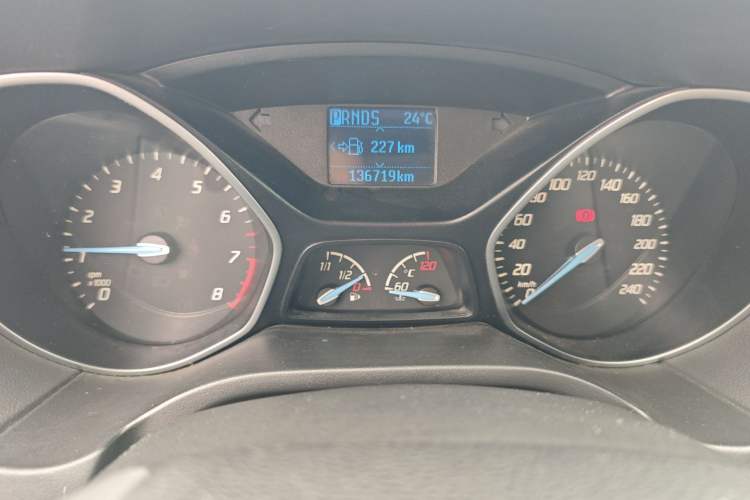 Used Ford Focus 2012 Sedan 1.6L Automatic Fashion Edition Instrument Cluster