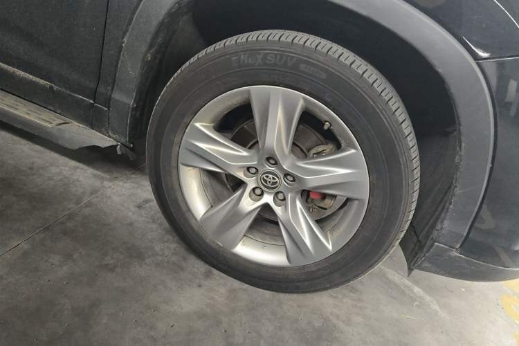 Used Toyota Highlander 2018 2.0T Four-Wheel Drive Luxury Edition 7 Seats China V Emission Standard
