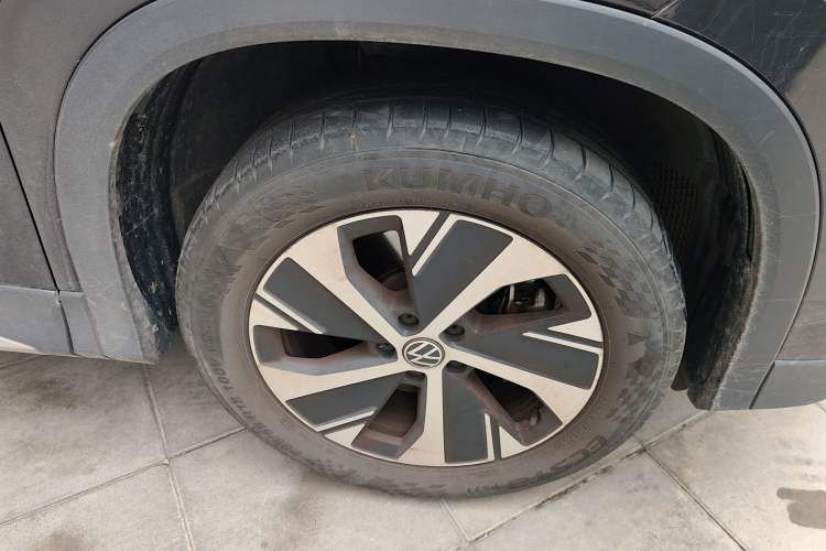 Used Volkswagen Tayron 2025 Tiguan L 330TSI Two-Wheel-Drive Elite