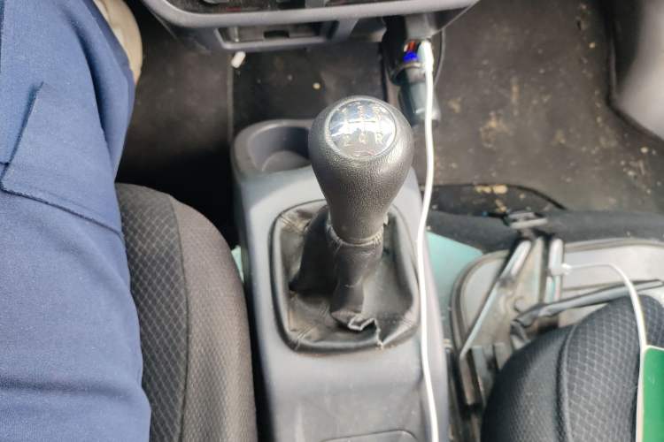 Used Jinbei Hiace X30 