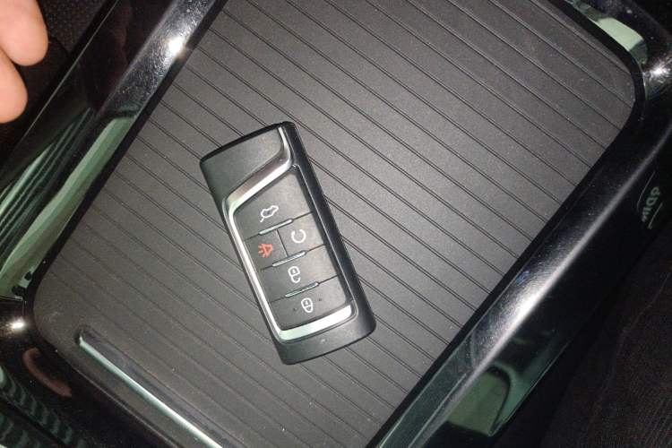 Used GAC Trumpchi M6 2023 PRO 270T DCT Luxury Edition
