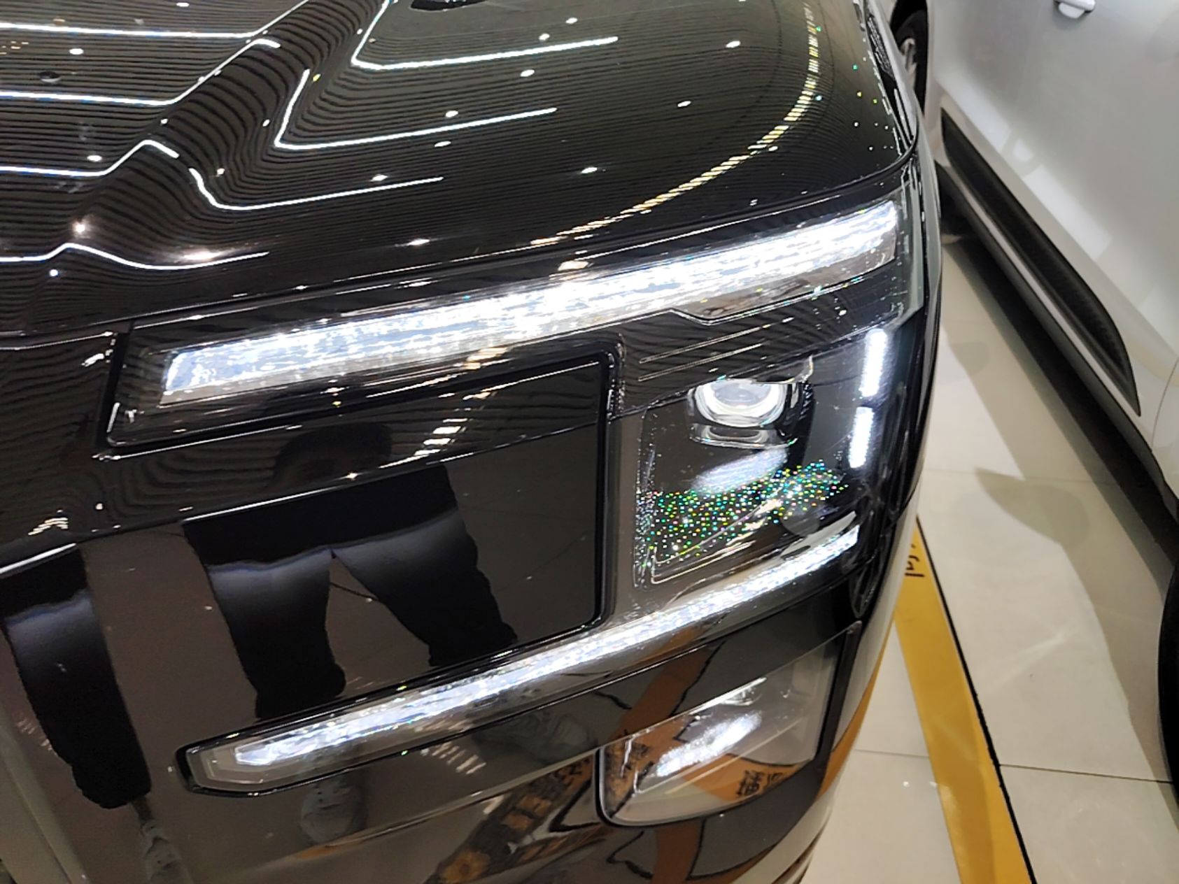Zeekr 9X 2025 Moon Black Edition 70kWh — снимка 8
