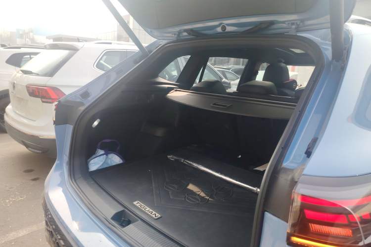 Used Volkswagen Tiguan L 2024 PRO 380TSI Four-Wheel Drive R-Line Prestige Edition
