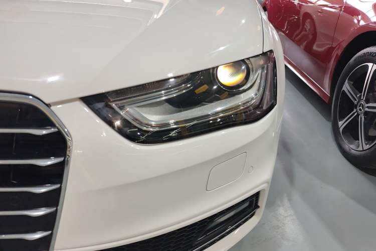 Used Audi A4L 2016 35 TFSI Collection Edition S line Comfort Model Left Front Headlight