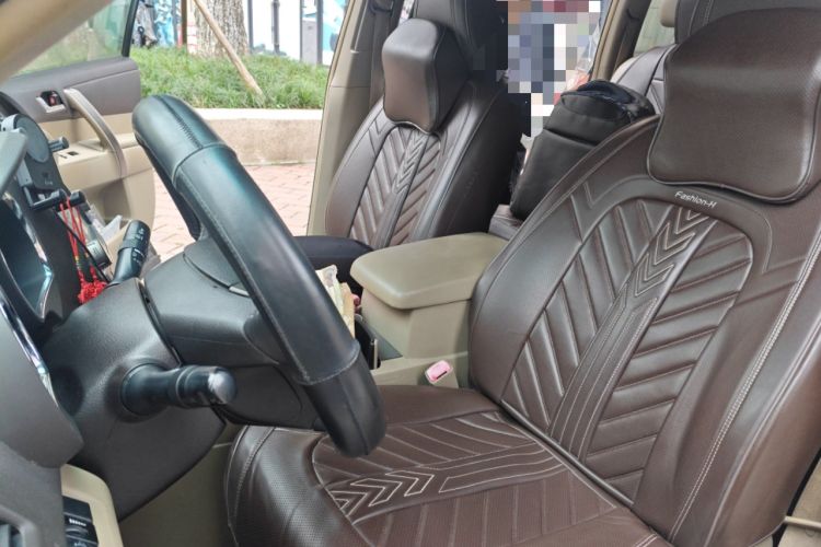 Used Toyota Highlander 2011 2.7L Two-Wheel Drive 7-Seater Luxury Navigation Edition
