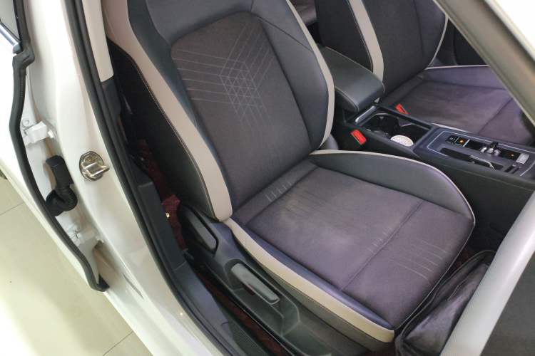 Used Volkswagen Golf 2023 280TSI DSG Pro
