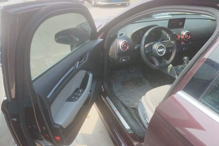 Used Audi A3 2019 Limousine 35 TFSI Fashion Edition China V standard