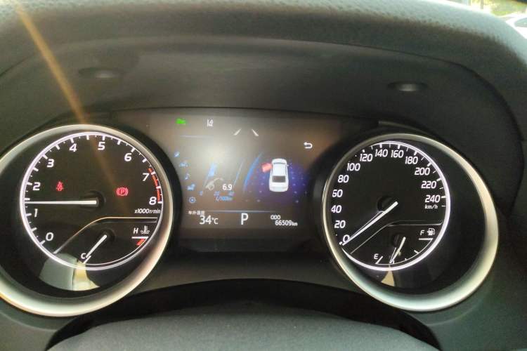 Used Toyota Camry 2018 2.5G Luxury Edition Instrument Cluster