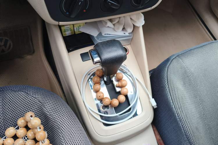 Used Volkswagen Bora 2012 1.6L Automatic Fashion Edition
