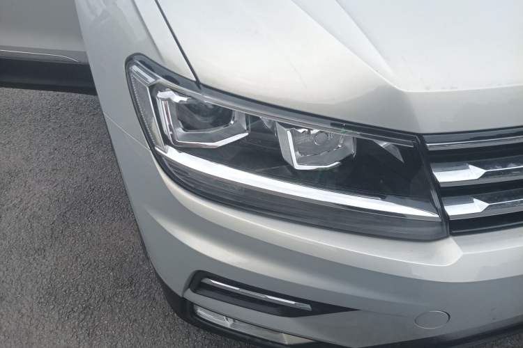 Used Volkswagen Tiguan L 2017 330TSI Automatic Two-Wheel Drive Luxury Edition