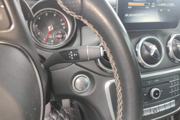 Used Mercedes-Benz GLA 2017 GLA 200 Sport Edition Gear Lever