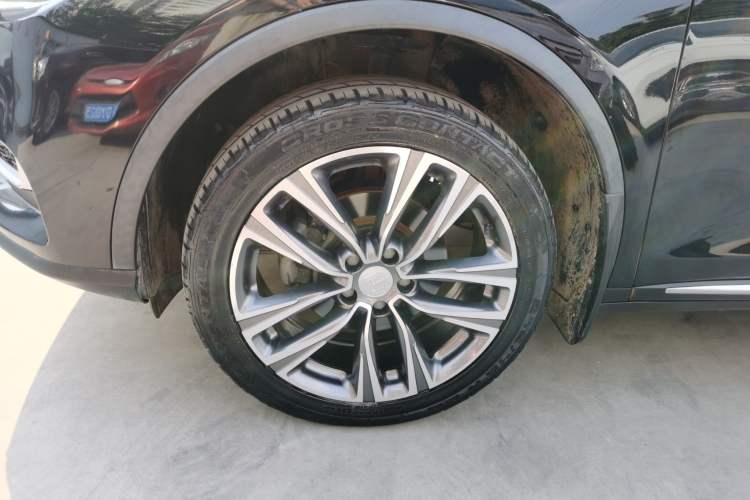 Used BYD Tang 2018 2.0T Automatic Smart Connect Prestige 7-Seater China V Standard Left Front Wheel Hub