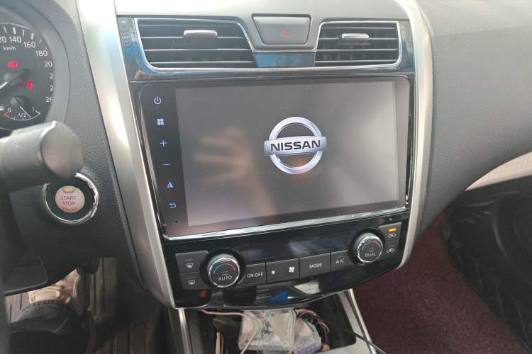 Used Nissan Teana 2018 2.0L XL Smart Upgrade Edition Audio And AC Panel