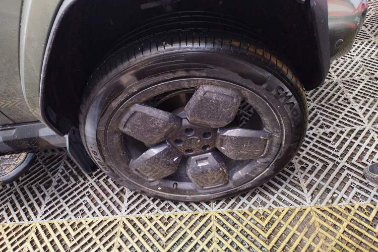 Used iCAR V23 2025 501 Four-Wheel Drive Intelligent Driving Version