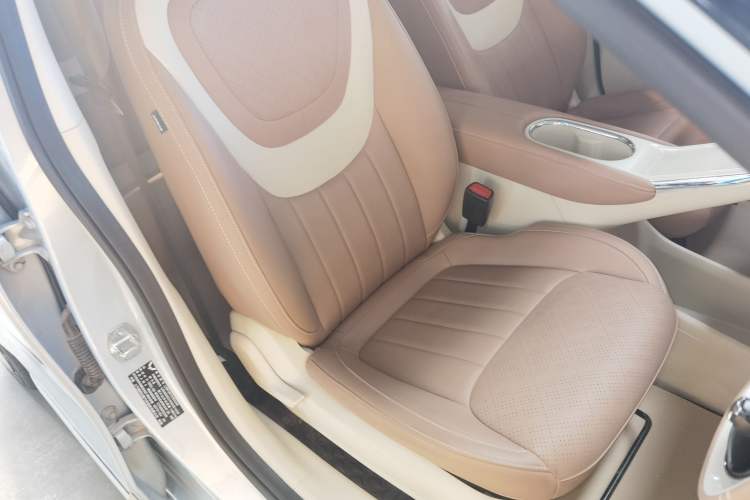 Used Wuling Bingo 2025 333 km Lingxi Deluxe Edition Right Front Seat