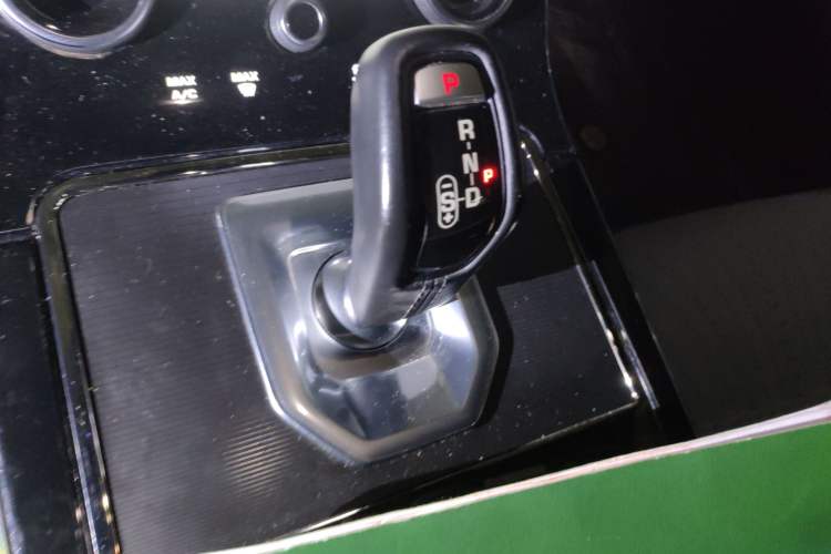 Used Land Rover Range Rover Evoque 2020 249 PS Youth Edition