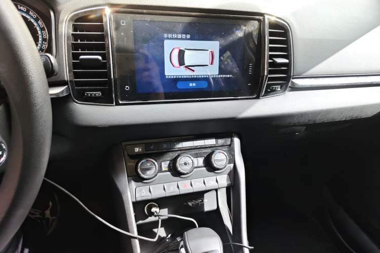 Used Skoda Karoq 2019 TSI280 SmartDrive Luxury Edition China V Standard Audio And AC Panel