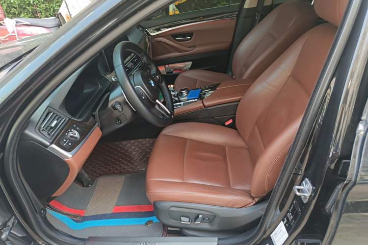 Used BMW 5 Series 2014 528Li Leading Model